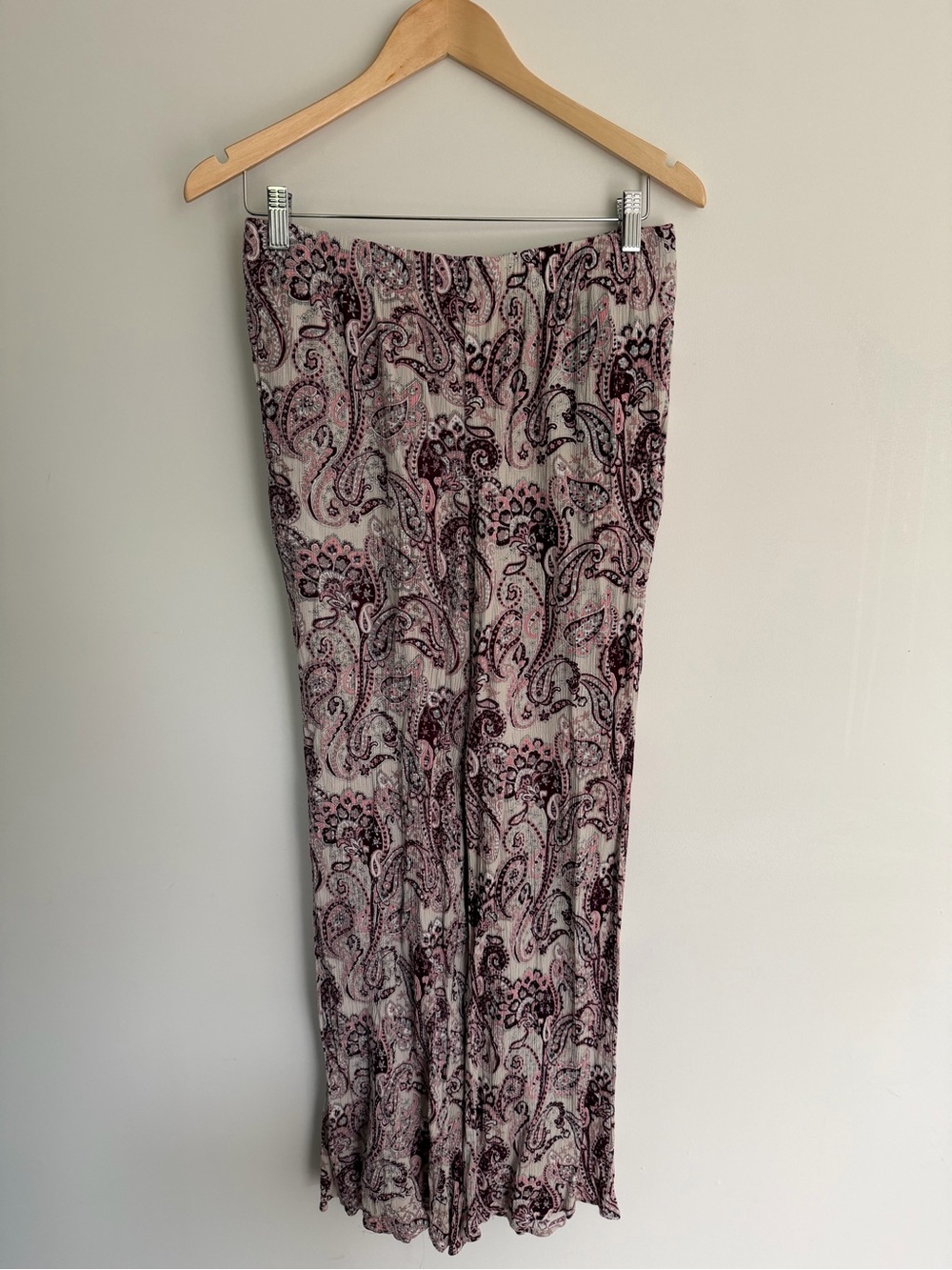Fashion Nova Paisley Wide Leg Pants | Boho Flowy Palazzo Pants | Size L - Picture 4 of 7